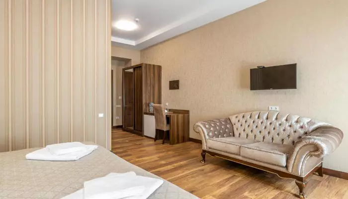 هتل اورنامنت تفلیس